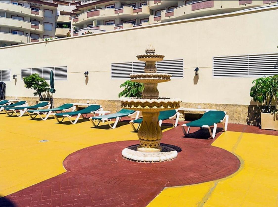 Apartamentos Torreon Del Mar Benalmadena Bagian luar foto