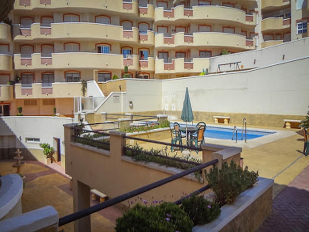 Apartamentos Torreon Del Mar Benalmadena Ruang foto